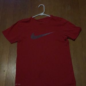 Nike t-shirt